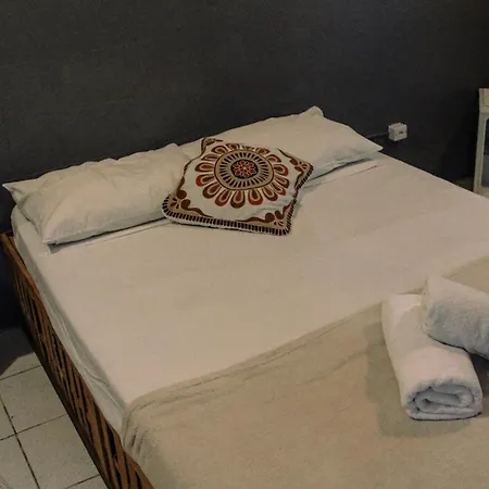 Paraty Santo Hostel Bar-3